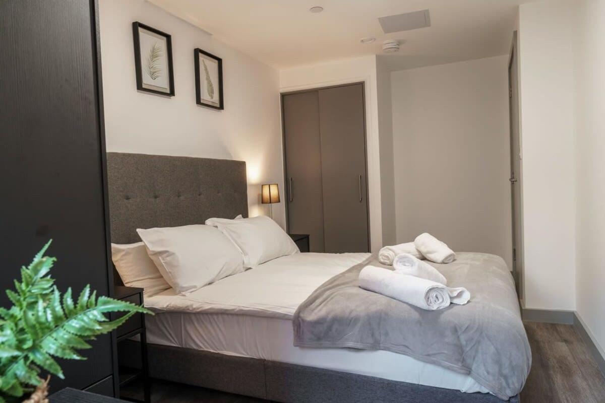 Contemporary 1 Bed Apartment In Liverpool Centre Экстерьер фото