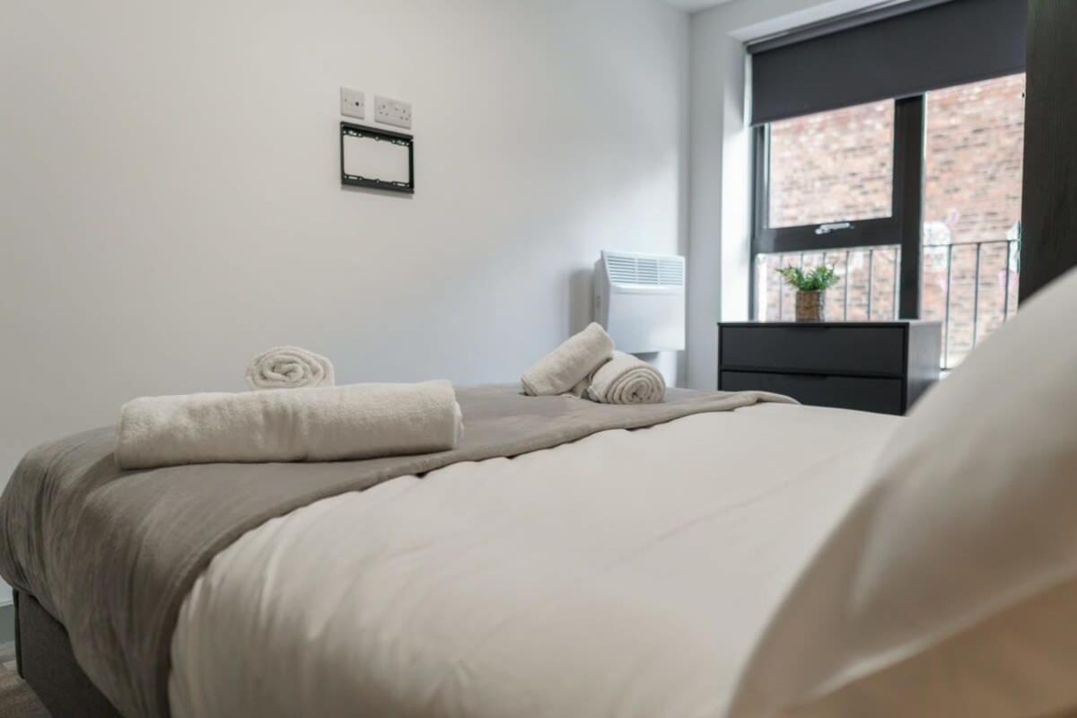 Contemporary 1 Bed Apartment In Liverpool Centre Экстерьер фото
